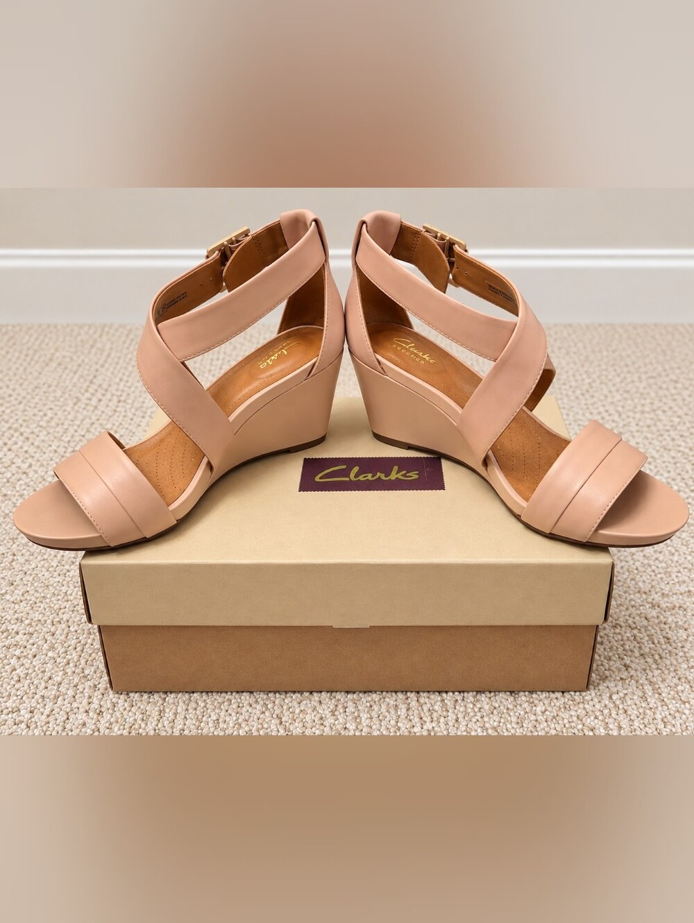 Clarks Acina Newport Dusty Pink Wedge Sandals Size 7.5